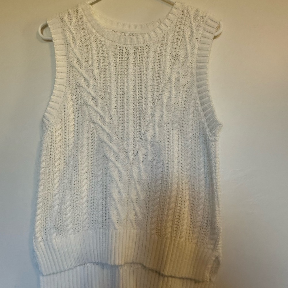 Rachel Zoe White Cable Knit Sweater Vest - Md